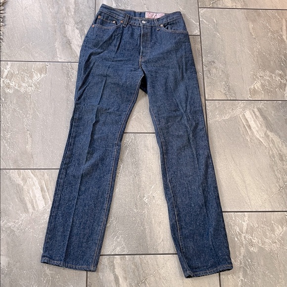 💙 Levi’s Vintage 501 100% Cotton Jeans 33 x 38 Wash N Wear Dark Denim - Picture 1 of 9